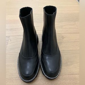 Rag & Bone Chelsea Boots never worn